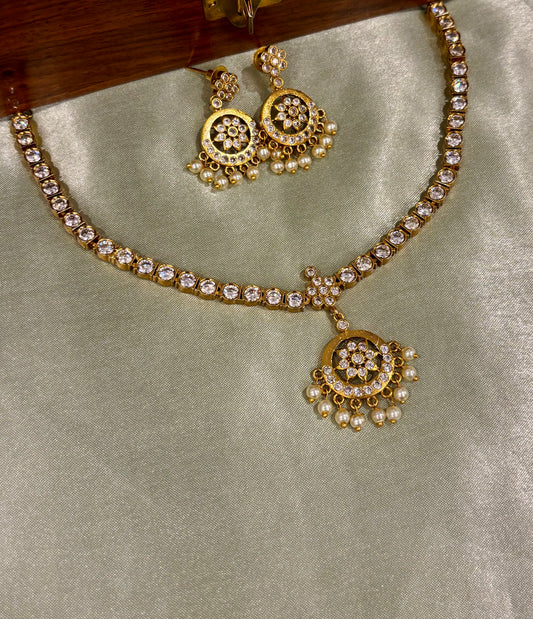 Miraya Kemp Attigai Necklace Set