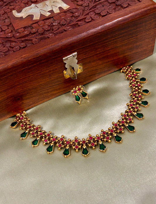 Kairali Palakka Motif Beaded Necklace Set