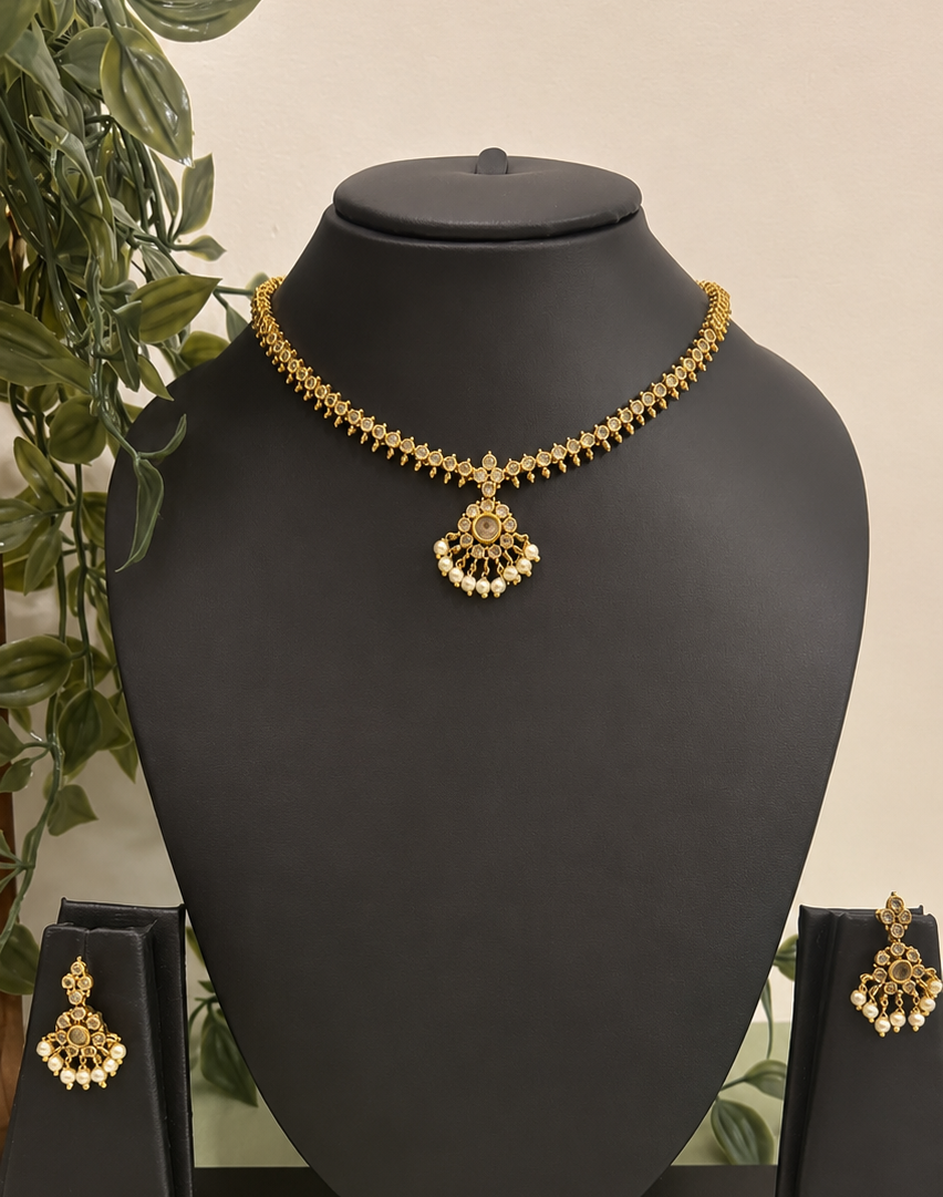 Rathna Attigai Necklace Set - White