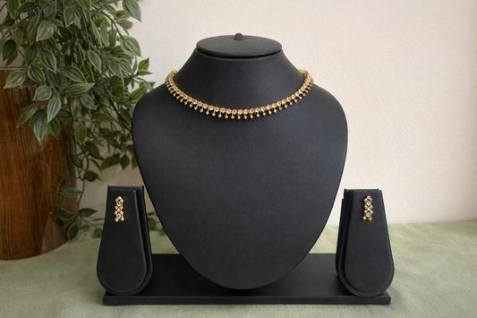 Zoya AD Choker Set
