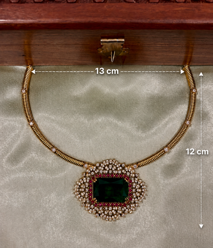 Aadhira Emerald Hasli Necklace Set
