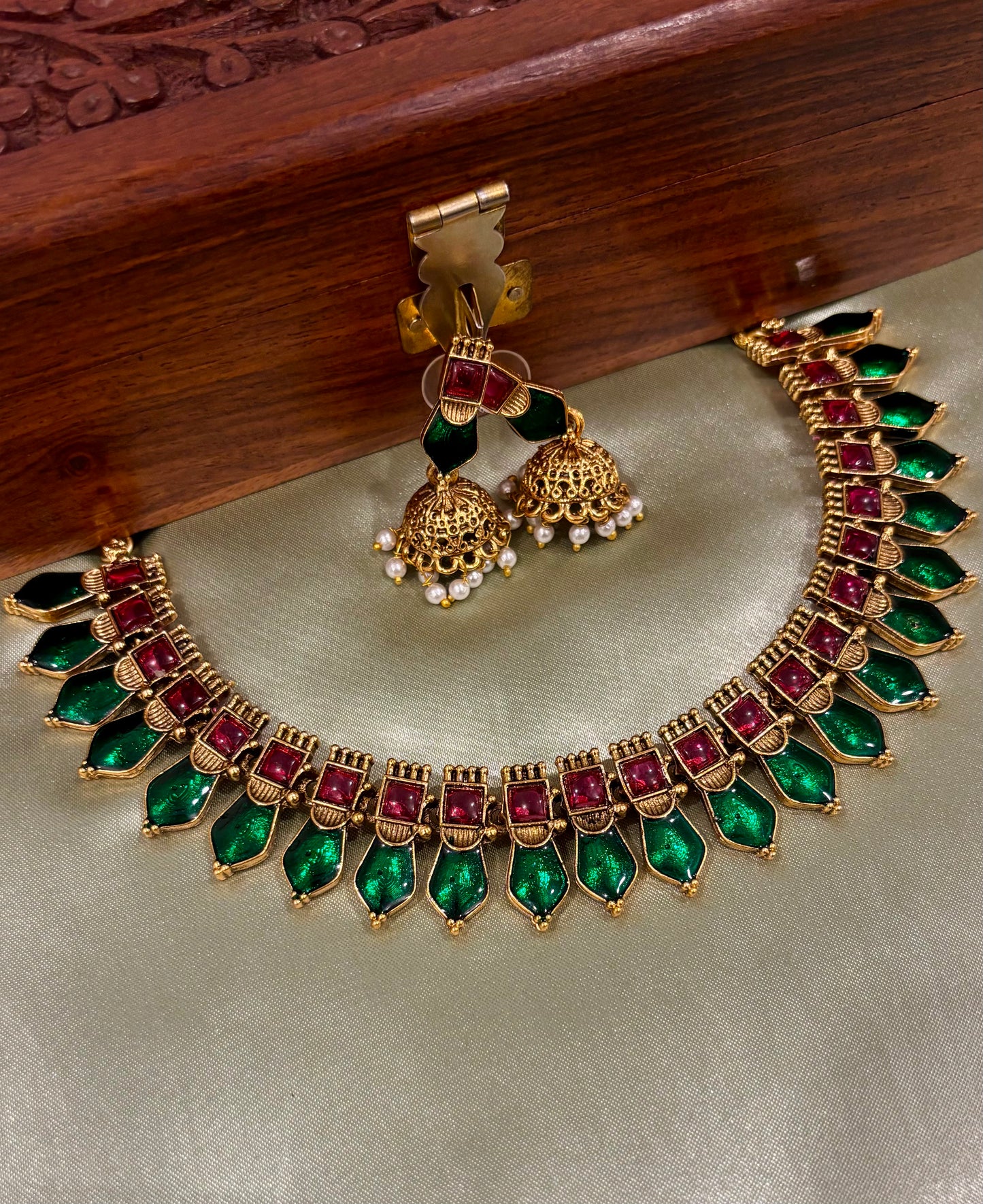 Kovai Palakka Necklace Set 2.0