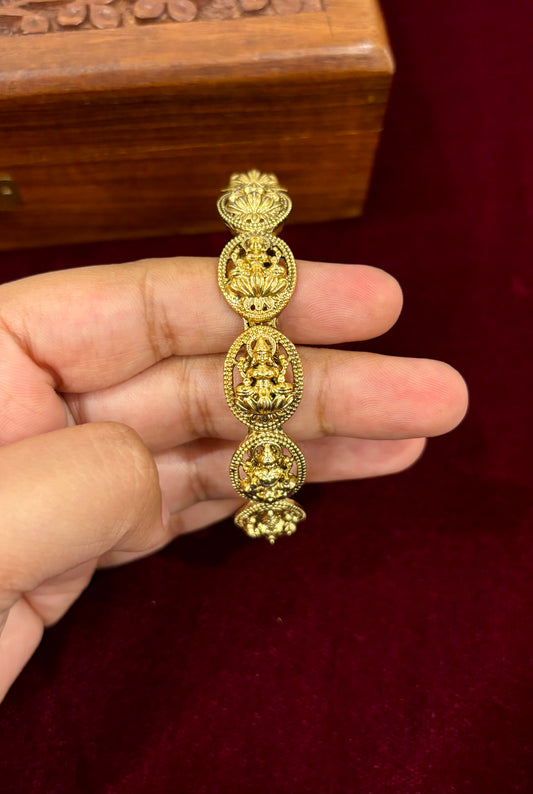 Shrivalli Temple Bangle (Set of 2)