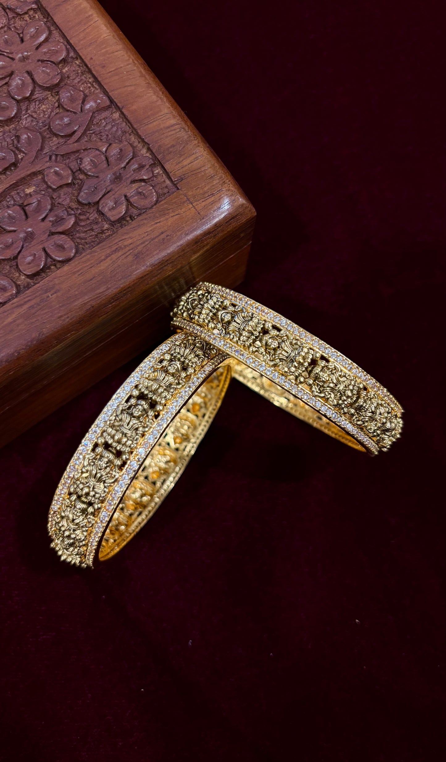 Lakshmika Temple AD Bangle (Set of 2)