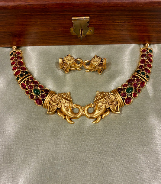Gaja Ratna Necklace Set