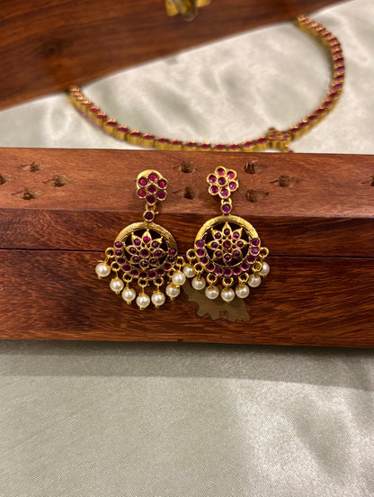 Miraya Kemp Attigai Necklace Set