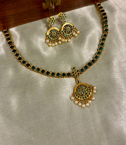 Miraya Kemp Attigai Necklace Set