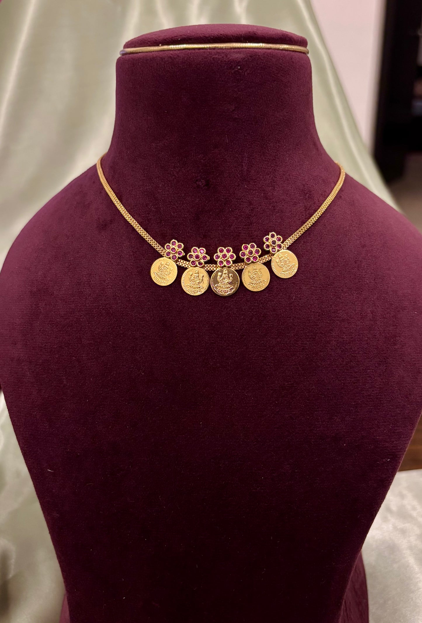 Vaiga Gold Plated Floral Kashu Necklace