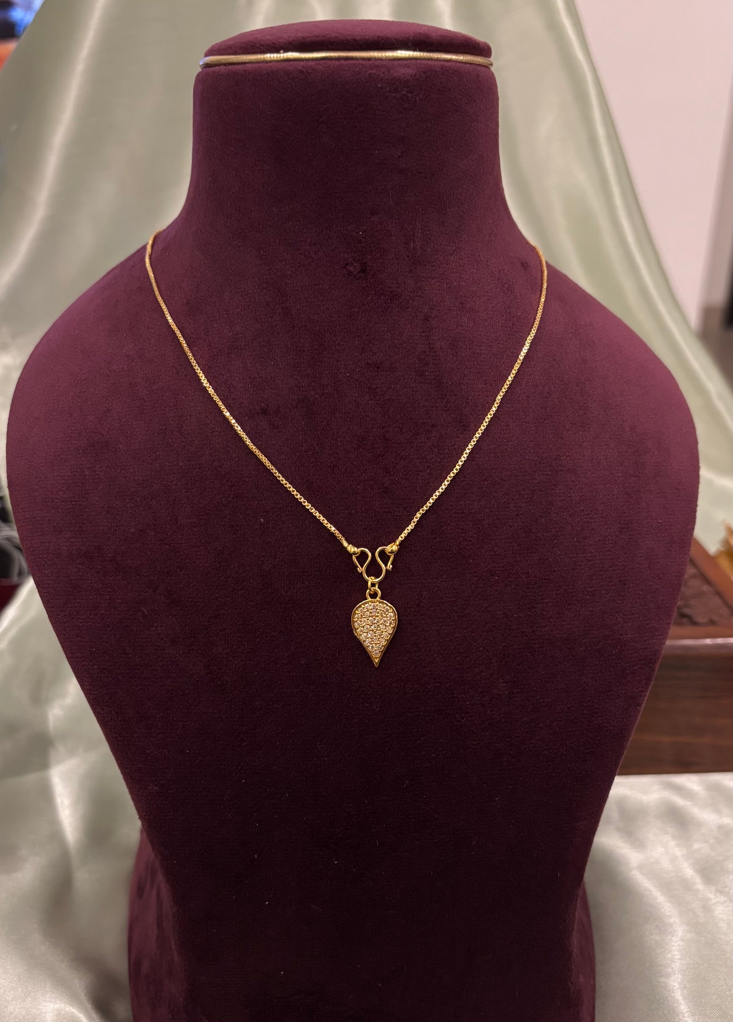 Midhula Gold Plated Diamond Thali