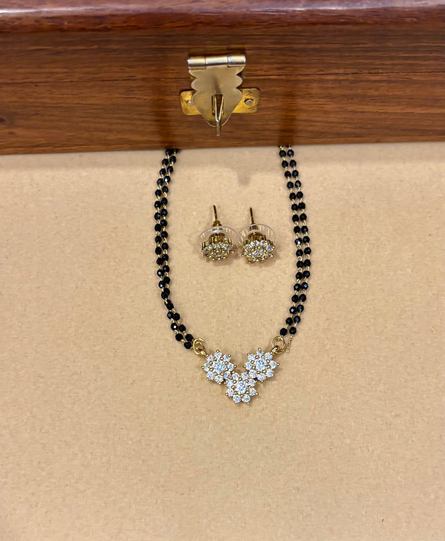 Kirthi Premium Floral AD Mangalsutra.