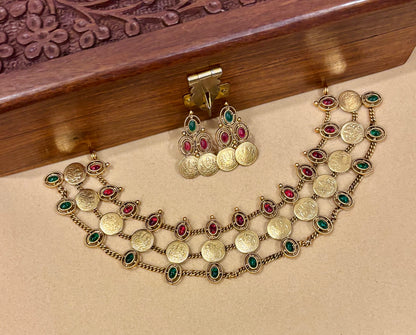 Samyukta Layered Kashu Choker.