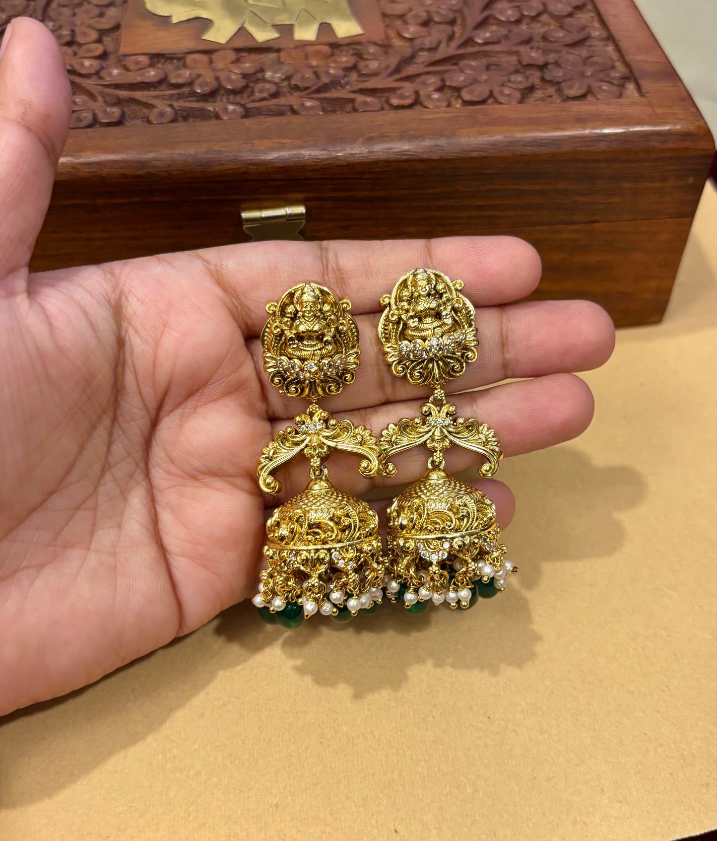 Anagha Lakshmi Jhumka