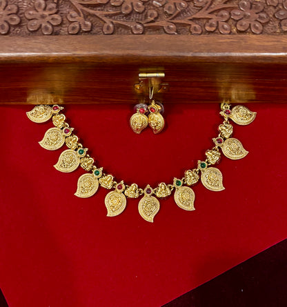 Avani Lakshmi Necklace Set