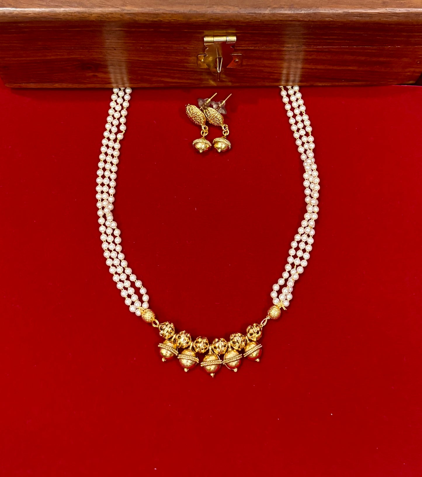 Mukta Long Pearl Haaram Set