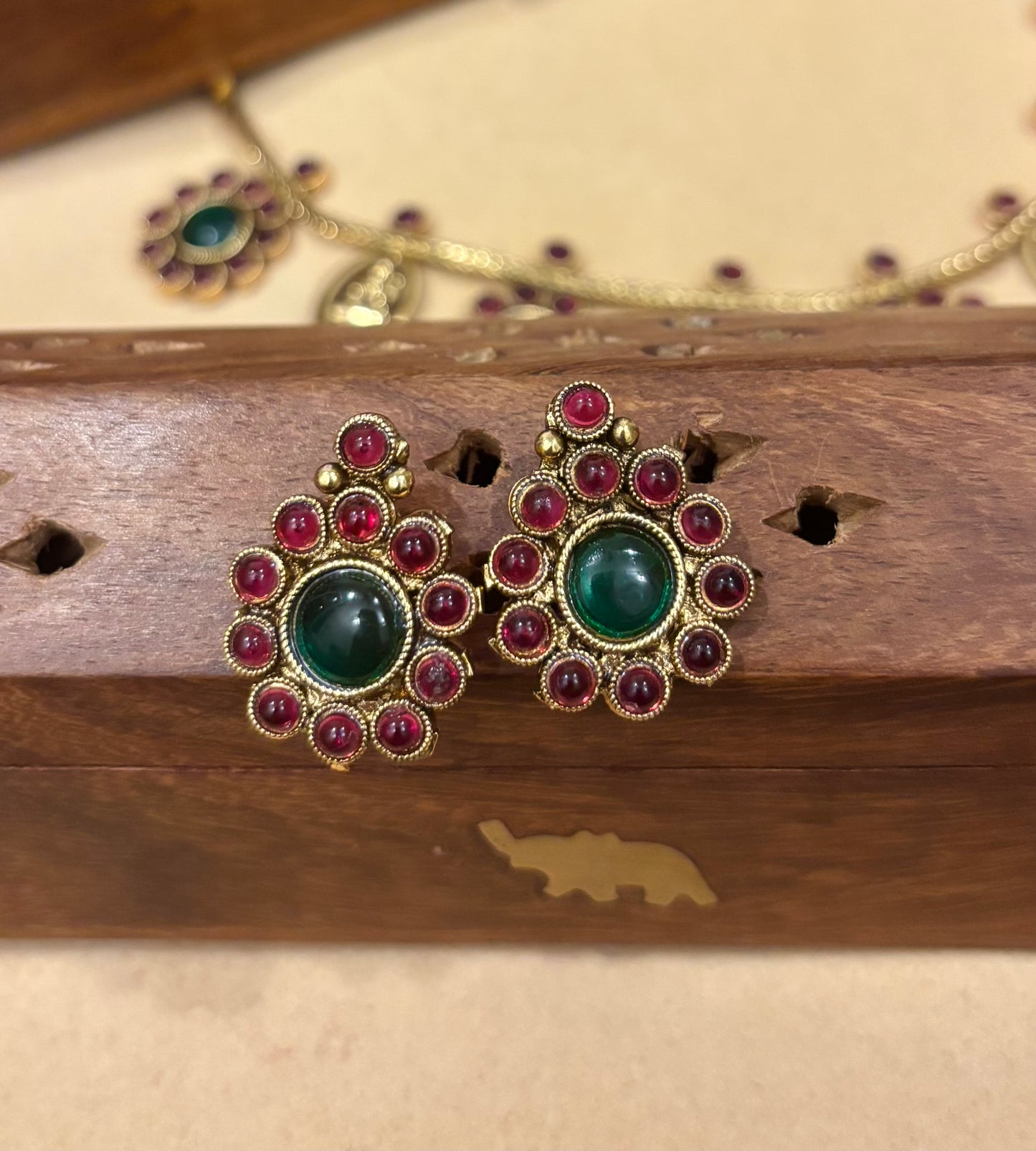 Srika Kemp Coin Fusion Necklace Set V2