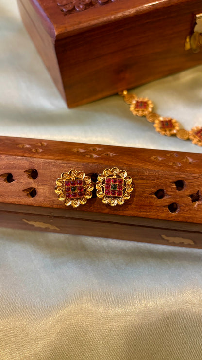 Kaveri Kemp Kasu Choker