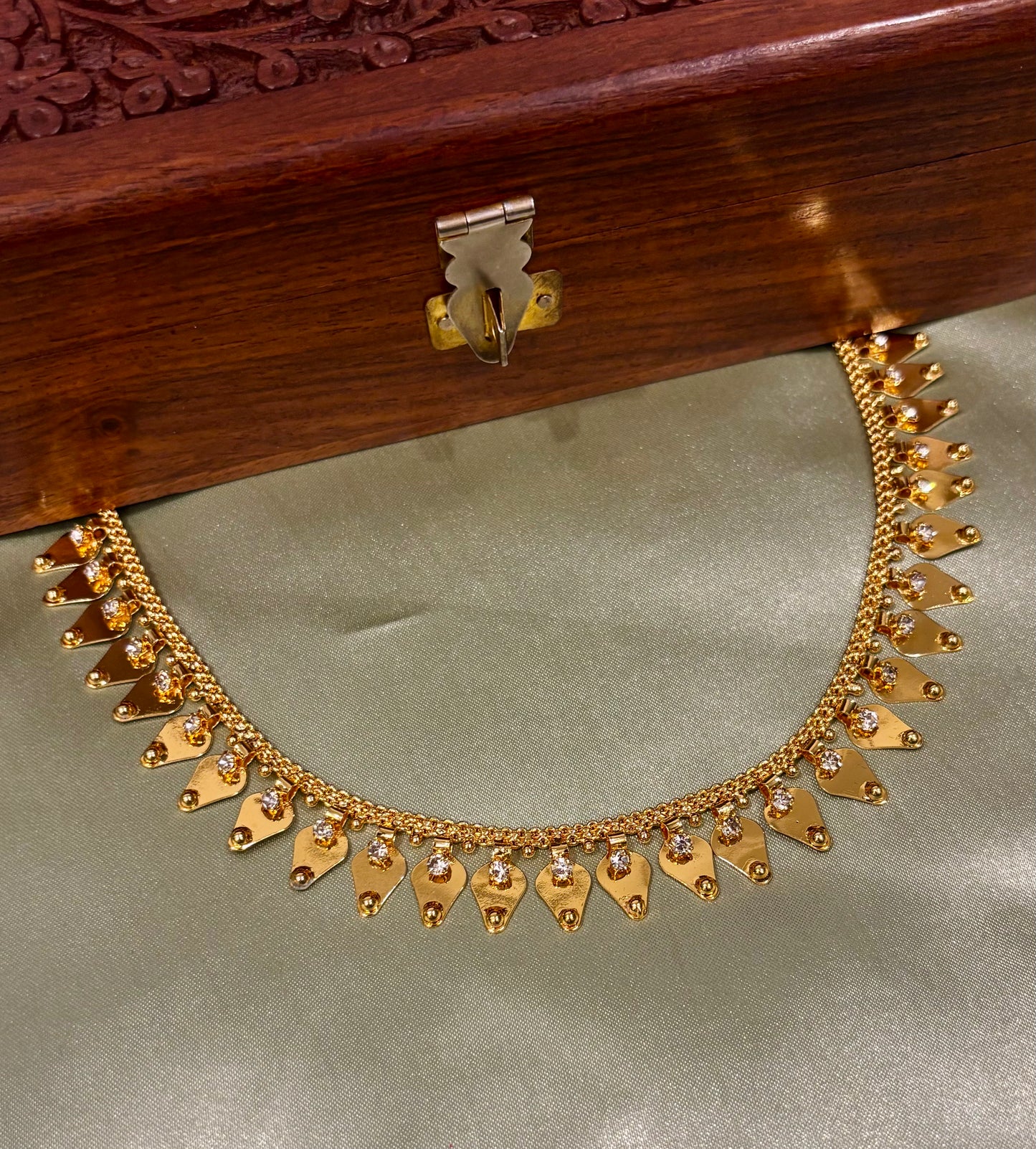 Nithya Gold Plated Tradtional Thalikootam Necklace