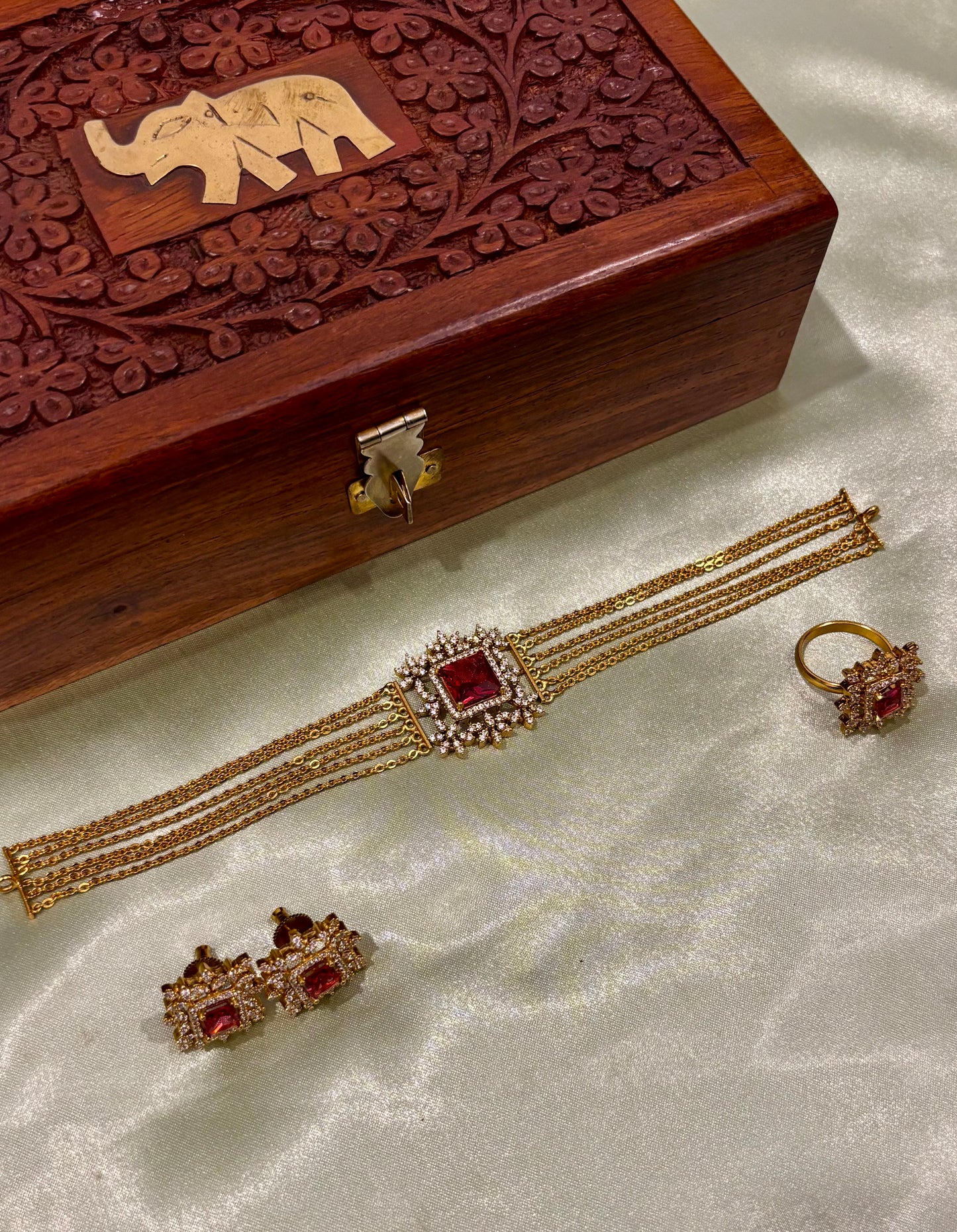 Zarina Royale AD Choker Set with Earring and Ring
