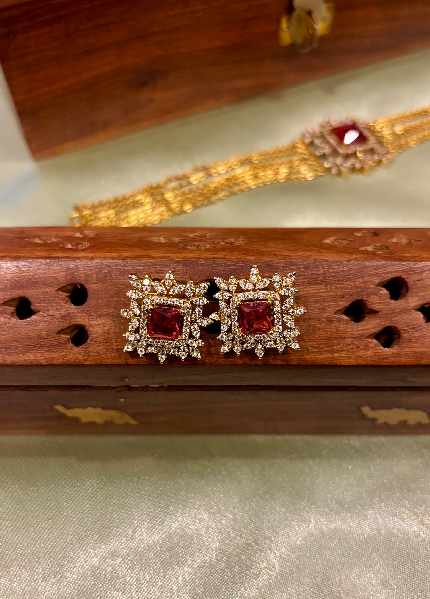 Zarina Royale AD Choker Set with Earring and Ring