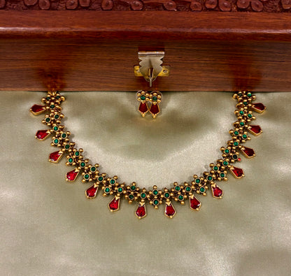 Kairali Palakka Motif Beaded Necklace Set