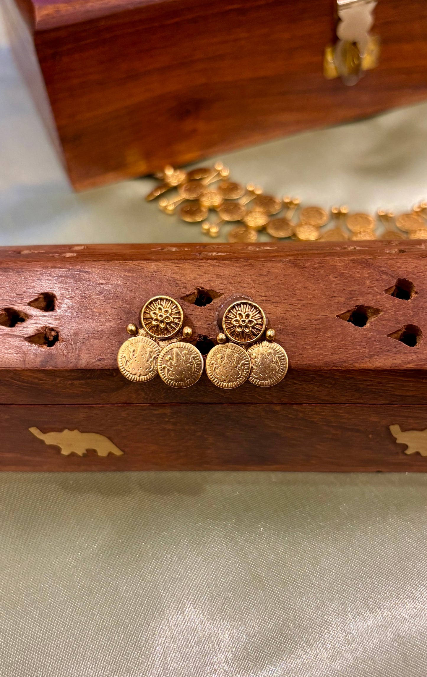Ishani Coin Motif Choker with Stud