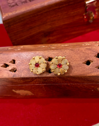 Vaibhavi Bead Cluster Short Necklace Set