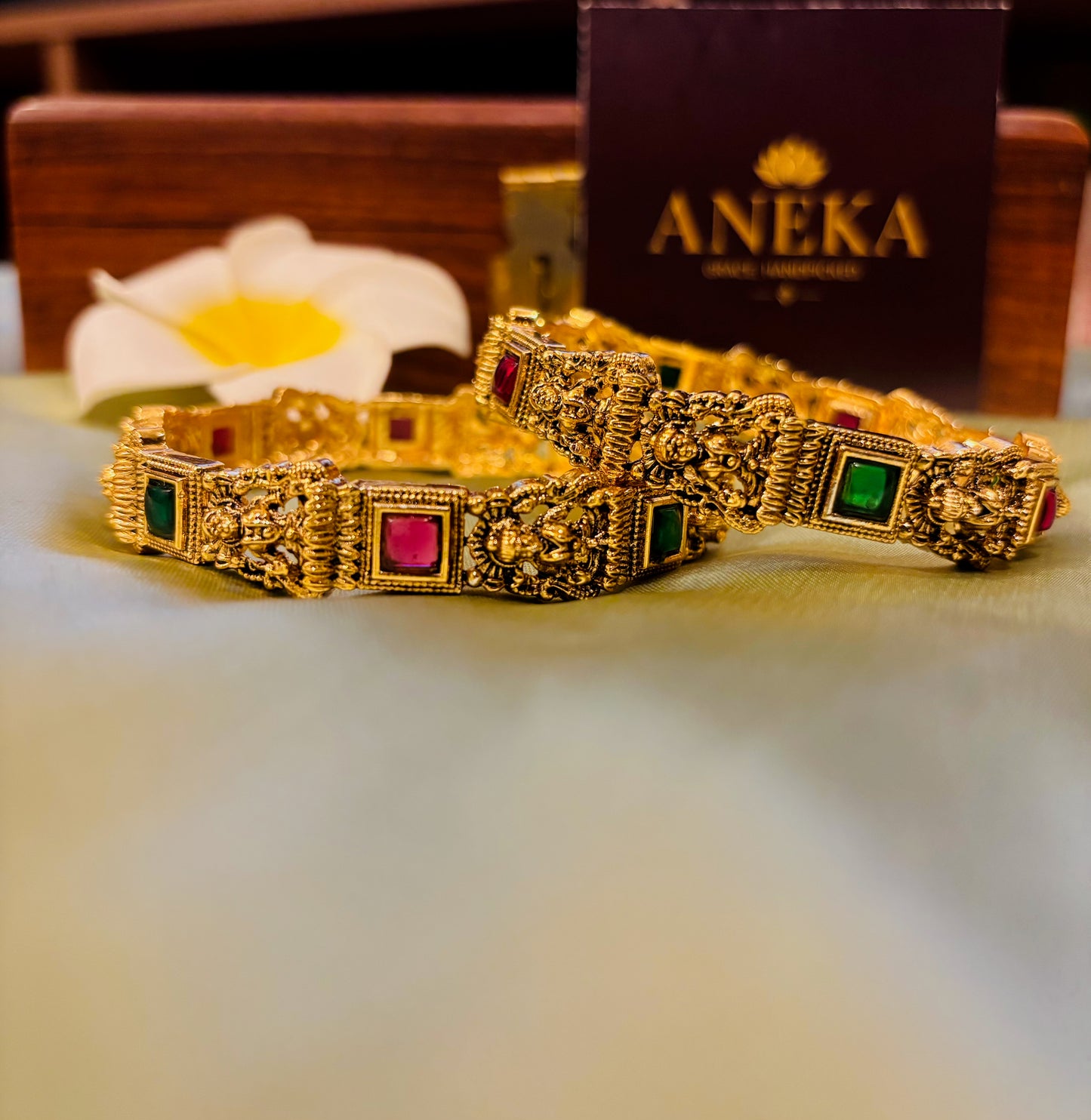 Nakshi Antique Kemp Bangles