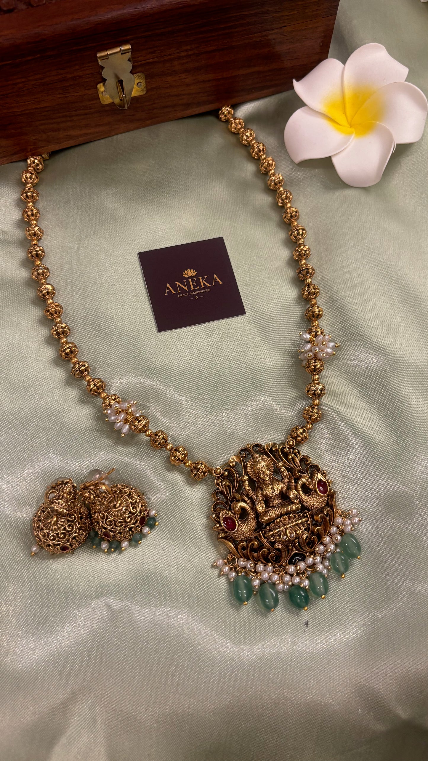 Lakshmi Antique Beaded Pendant Haaram