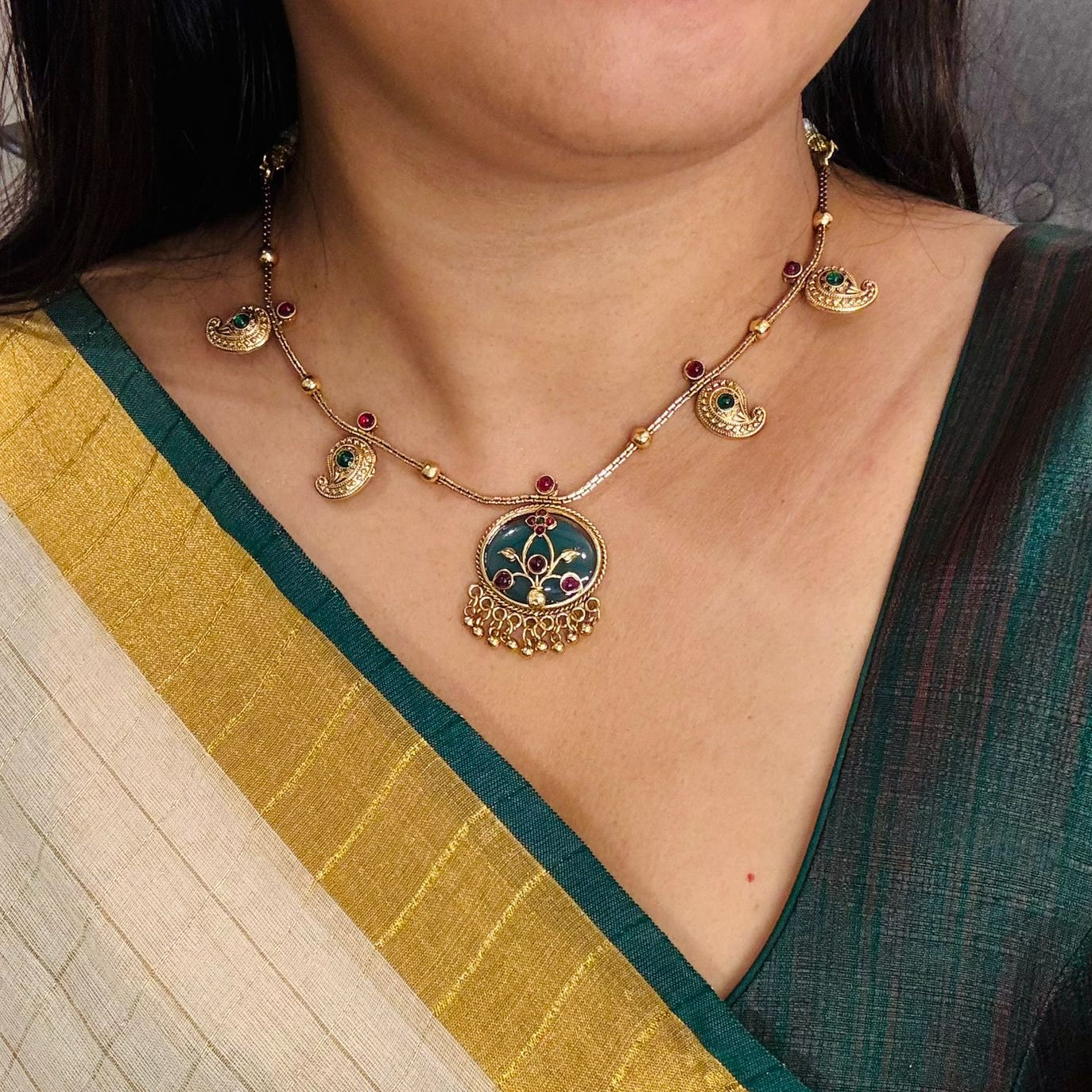 Vasundhara Necklace Set